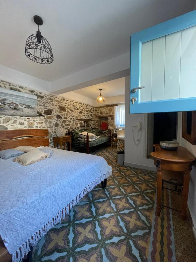Burgos Barrio Hotel Naxos City Exterior foto