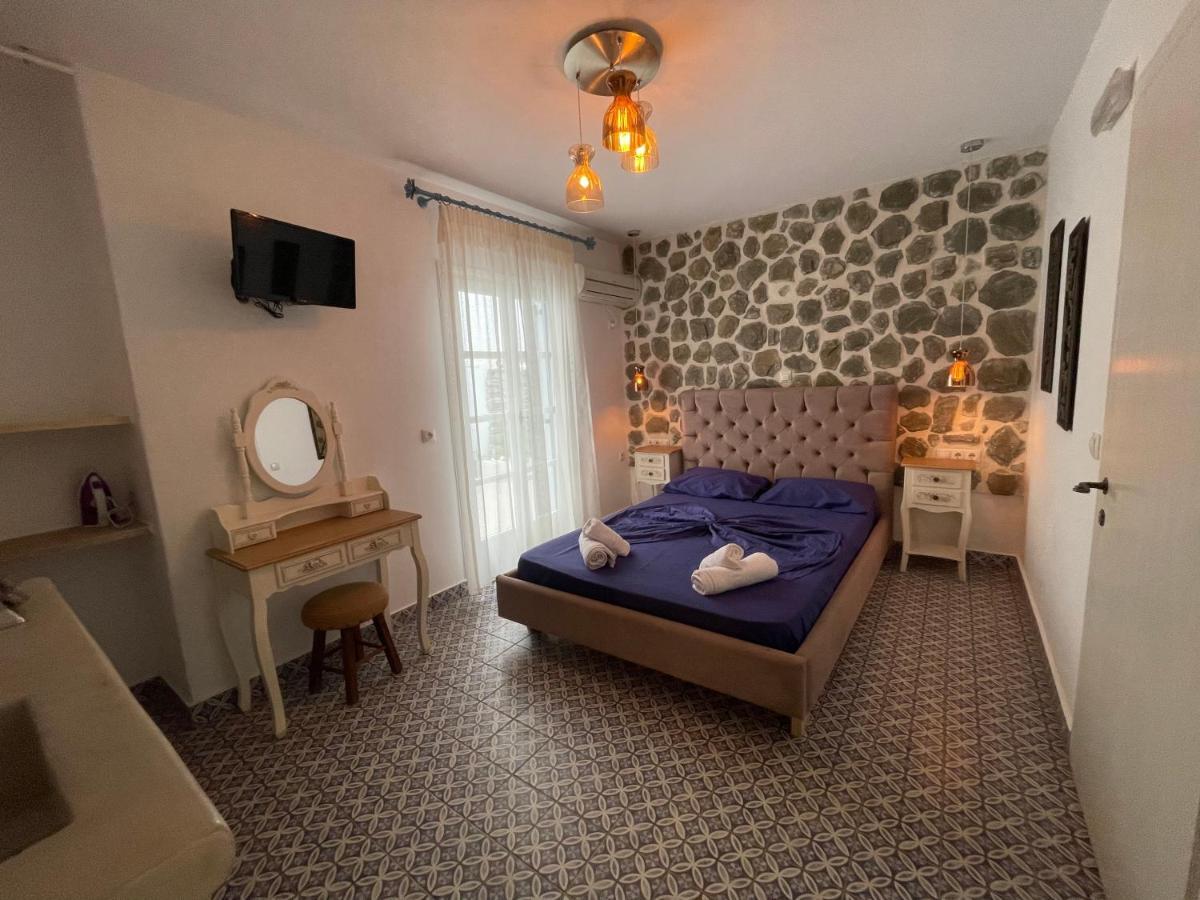 Burgos Barrio Hotel Naxos City Exterior foto